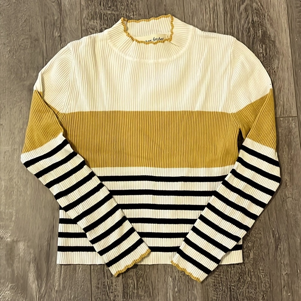 Like new Caren Forbes knit sweater in gold, cream and black Small- Zara knockoff